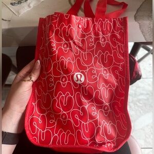 Lululemon Rare Limited Edition Red Bubble Mini Shopper Tote • NEW